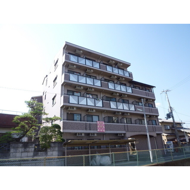 リバース桐山の賃貸物件