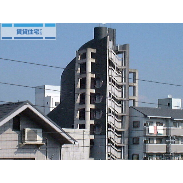 塚口駅より徒歩2分 築35年1ヶ月 8階建の賃貸物件