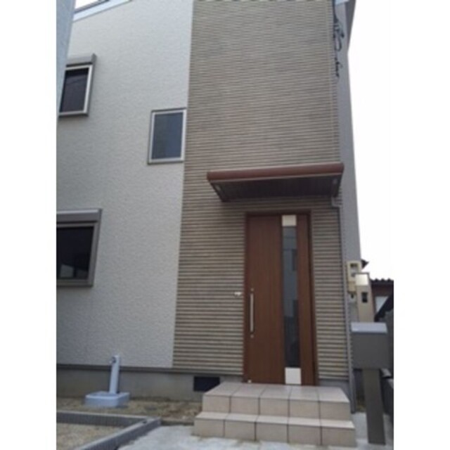 八田駅より徒歩7分 築10年8ヶ月 2階建の賃貸物件