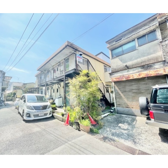 正雀駅より徒歩11分 築44年10ヶ月 2階建の賃貸物件