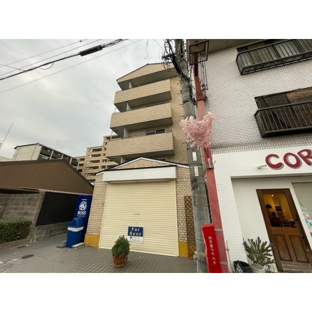 伏見桃山駅より徒歩10分 築40年8ヶ月 5階建の賃貸物件