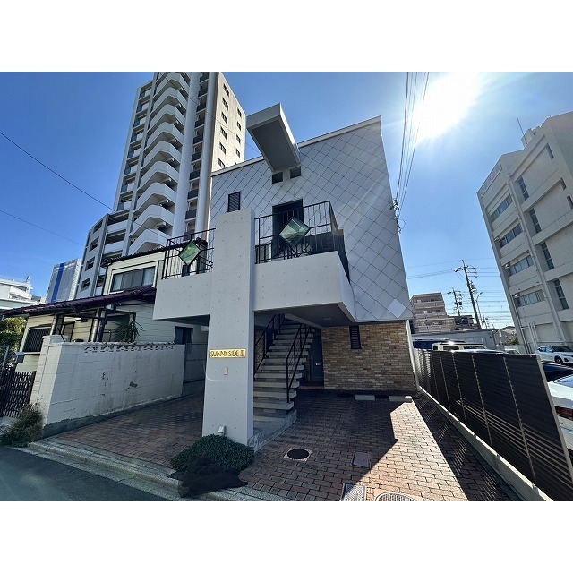 瑞穂運動場西駅より徒歩4分 築26年7ヶ月 3階建の賃貸物件