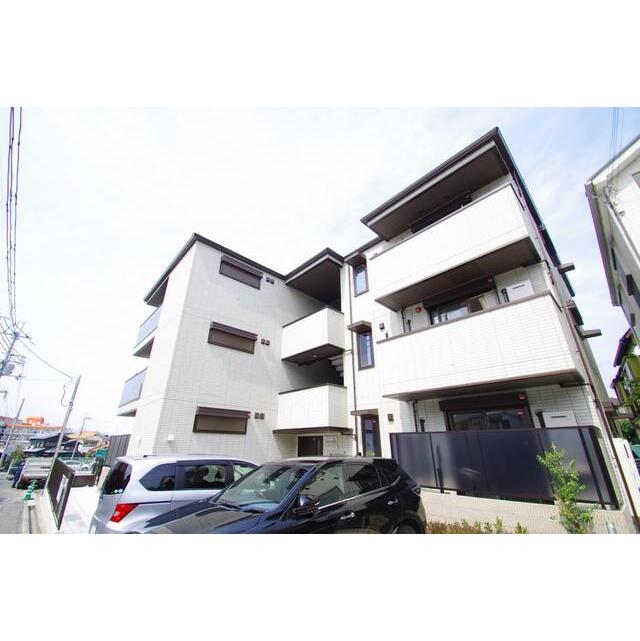 少路駅より徒歩16分 築5年8ヶ月 3階建の賃貸物件