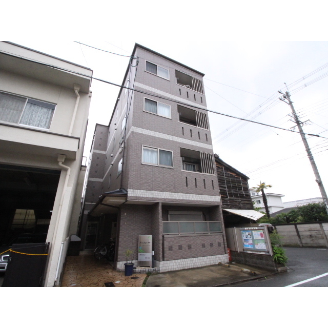 西院駅より徒歩5分 築14年8ヶ月 4階建の賃貸物件