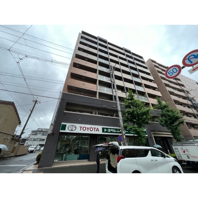 京都駅より徒歩3分 築19年8ヶ月 10階建の賃貸物件