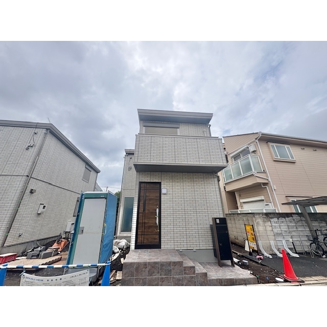 仙川駅より徒歩20分 新築 2階建の賃貸物件