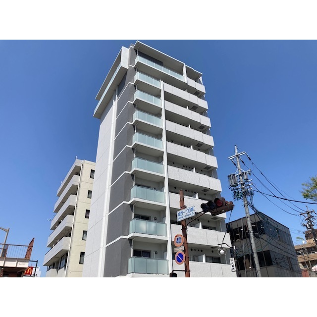 浅間町駅より徒歩3分 築8年6ヶ月 10階建の賃貸物件