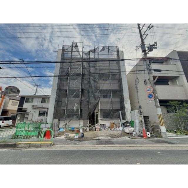 茨木駅より徒歩8分 新築 4階建の賃貸物件