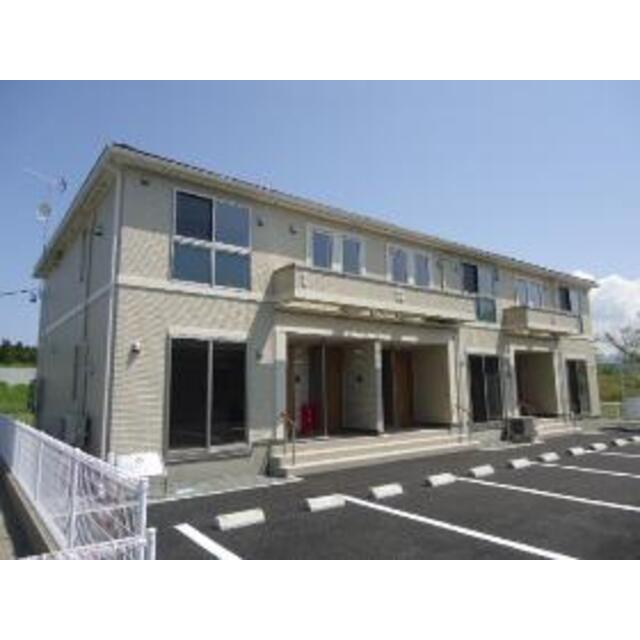  築6年6ヶ月 2階建の賃貸物件