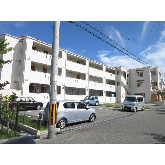 アルル三番館の賃貸物件