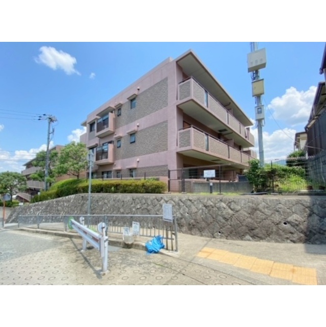 鼓滝駅より徒歩2分 築26年10ヶ月 6階建の賃貸物件