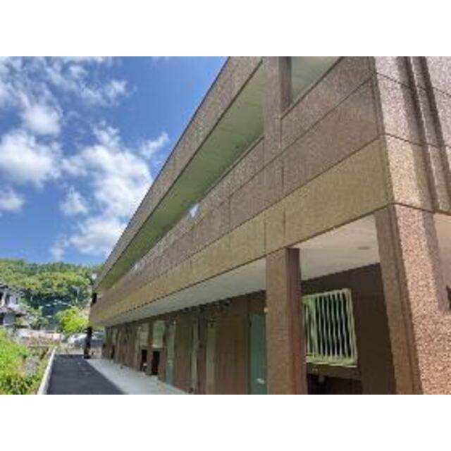  築15年10ヶ月 2階建の賃貸物件