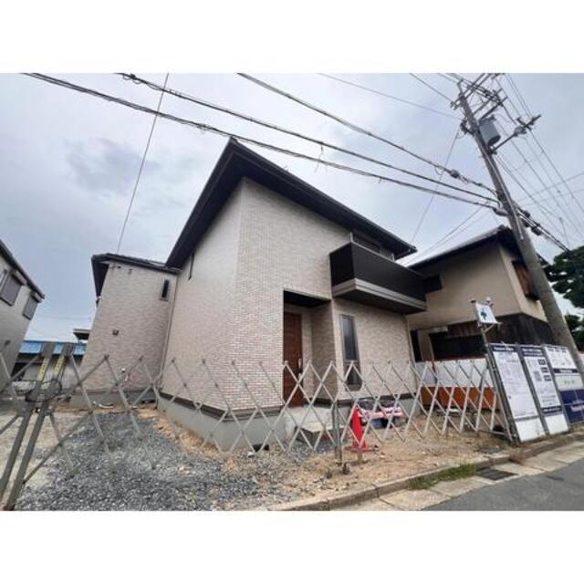 川西池田駅より徒歩15分 新築 2階建の賃貸物件
