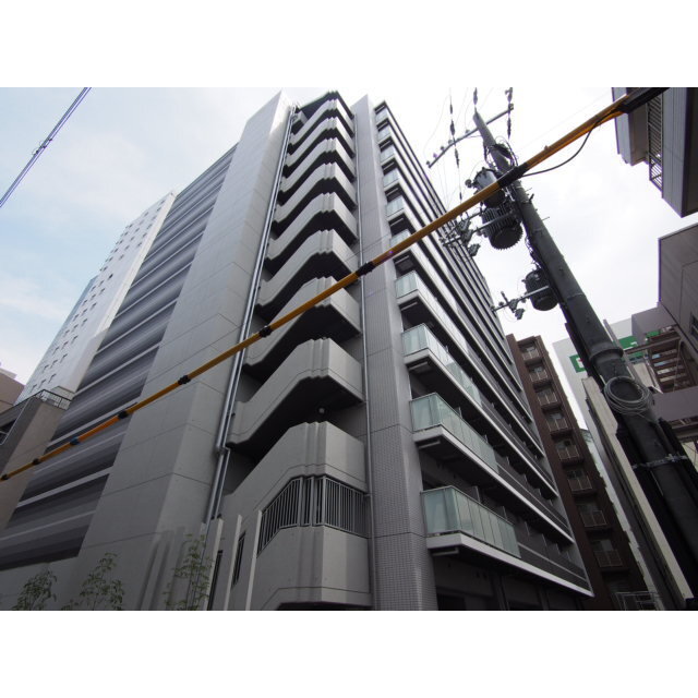 堺筋本町駅より徒歩10分 築9年6ヶ月 11階建の賃貸物件