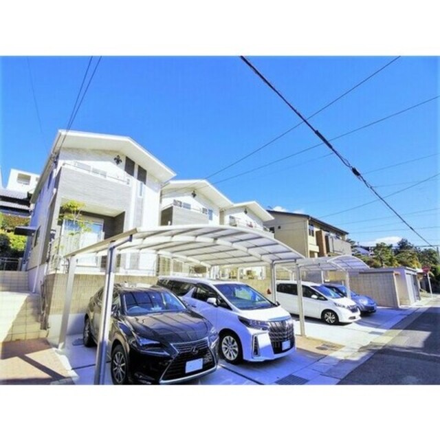 本山駅より徒歩9分 築8年1ヶ月 2階建の賃貸物件