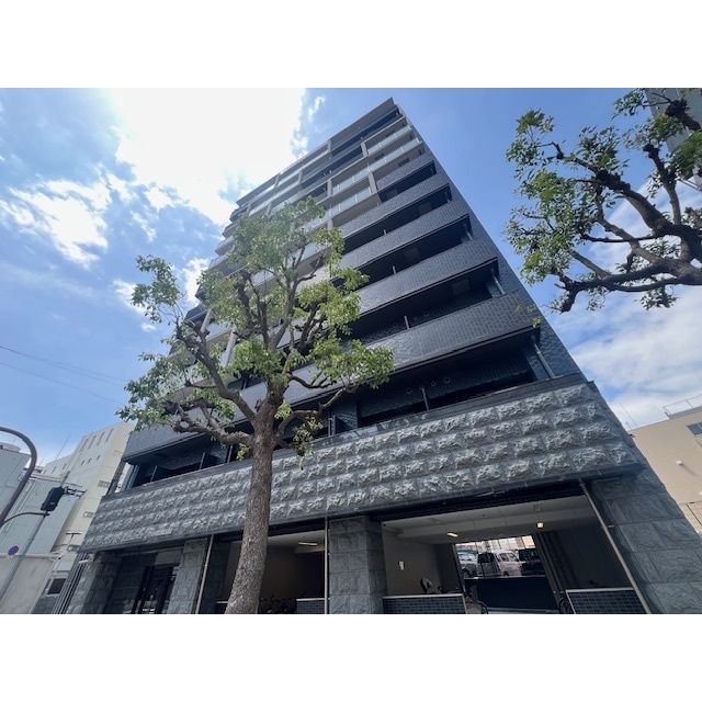 天満駅より徒歩6分 築4年10ヶ月 11階建の賃貸物件