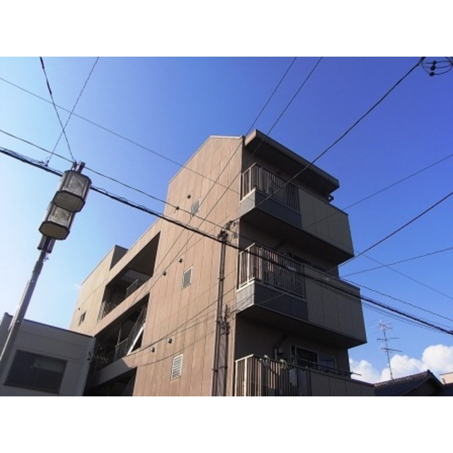 近鉄八田駅より徒歩8分 築20年8ヶ月 4階建の賃貸物件