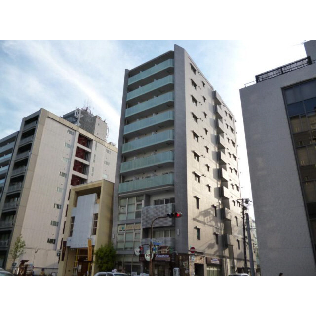 丸太町駅より徒歩1分 築18年4ヶ月 10階建の賃貸物件