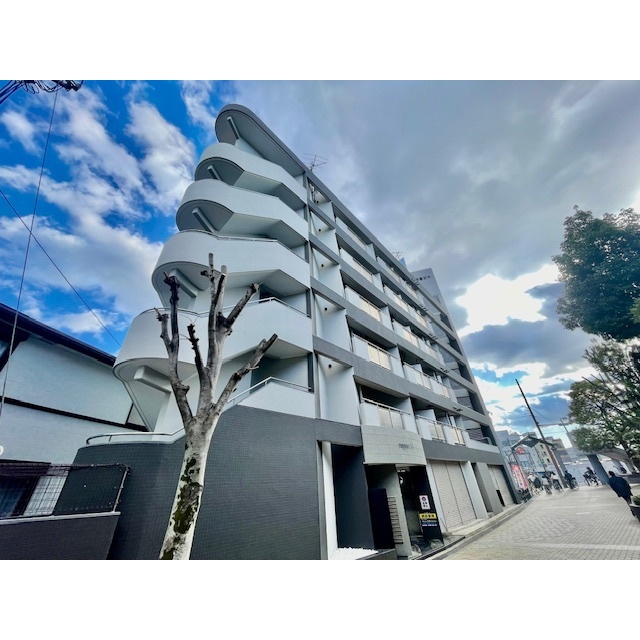 茨木市駅より徒歩3分 築30年8ヶ月 6階建の賃貸物件