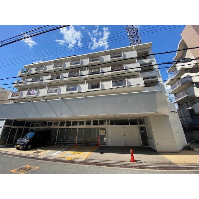 茨木市駅より徒歩5分 築47年4ヶ月 5階建の賃貸物件