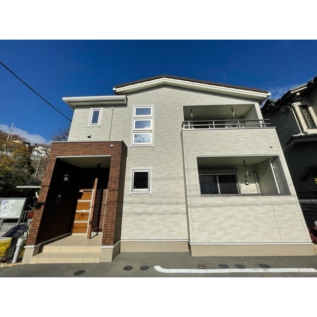 レヴール松ヶ丘の賃貸物件