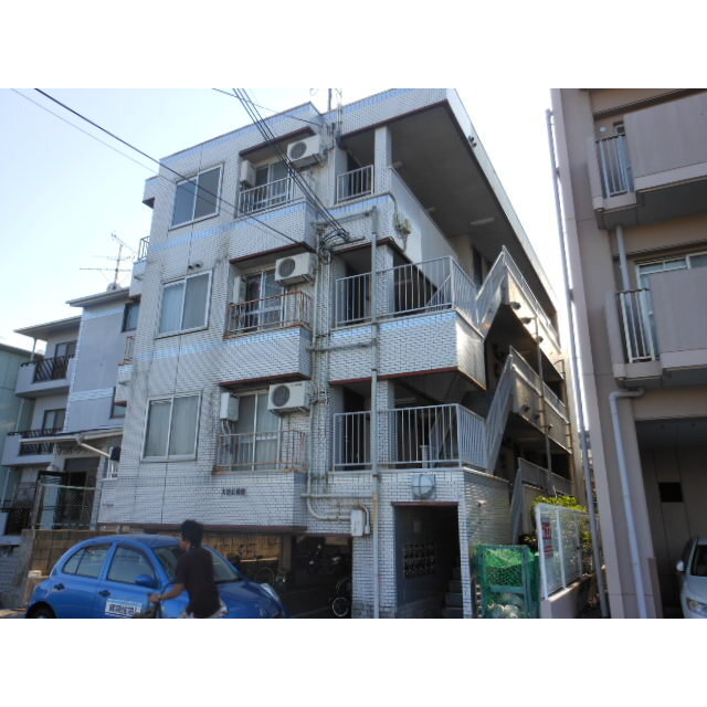 茨木市駅より徒歩18分 築33年8ヶ月 4階建の賃貸物件