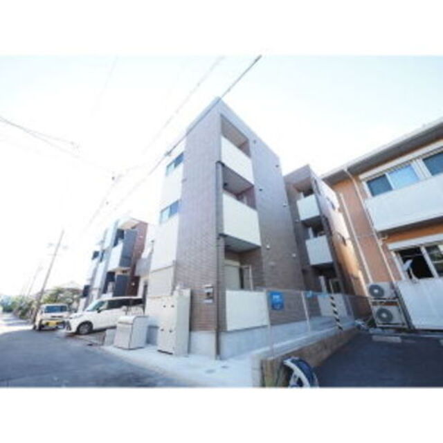 八田駅より徒歩9分 築2年4ヶ月 3階建の賃貸物件