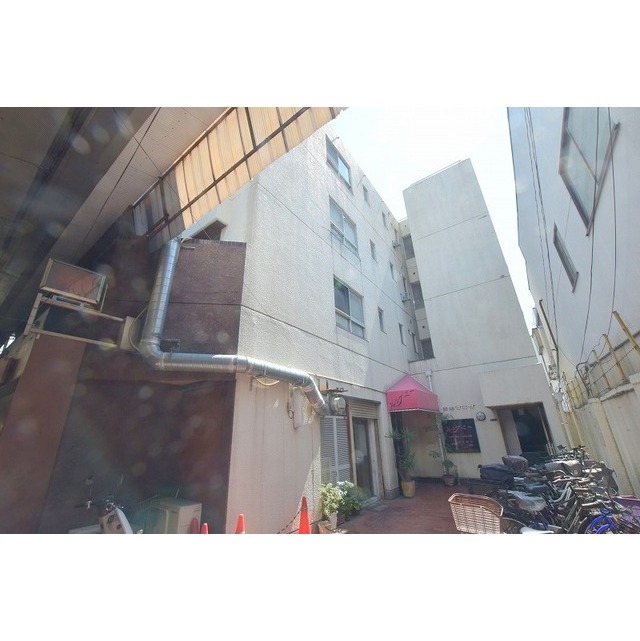 玉出駅より徒歩3分 築46年 4階建の賃貸物件