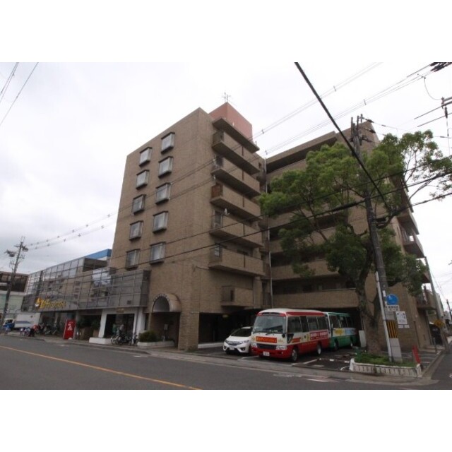 今出川駅より徒歩20分 築40年3ヶ月 7階建の賃貸物件