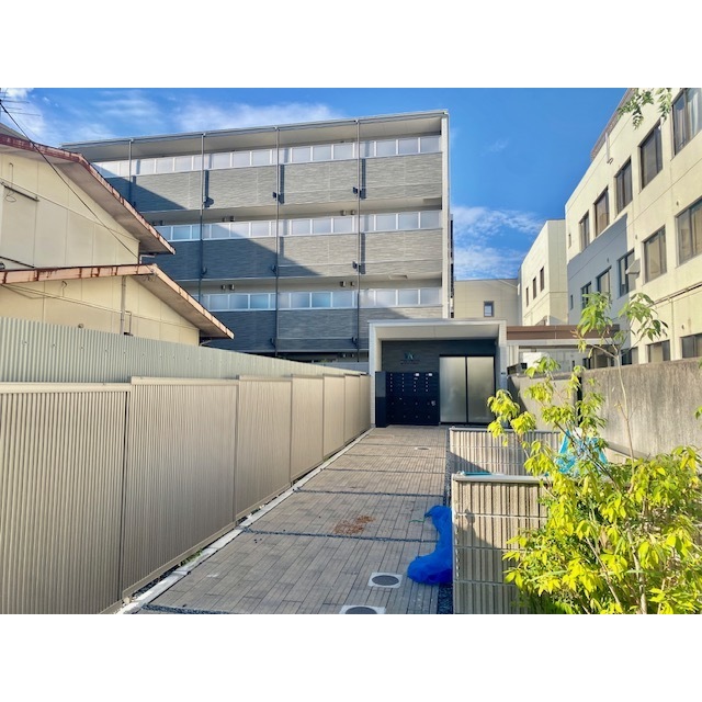 ＷＥＬＬＳＱＵＡＲＥＩＢＡＲＡＫＩＫＡＳＵＧＡの賃貸物件