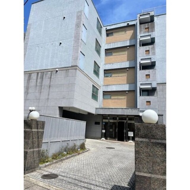 山科駅より徒歩5分 築53年8ヶ月 5階建の賃貸物件