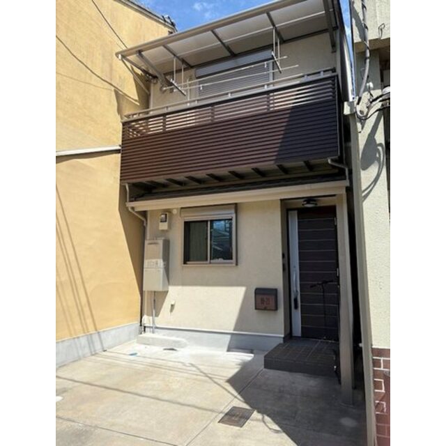 東寺駅より徒歩10分 築5年4ヶ月 2階建の賃貸物件