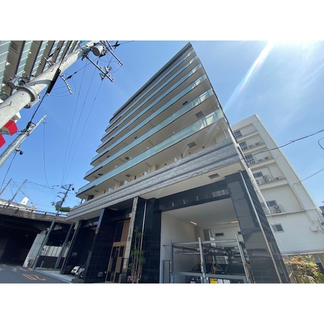 中津駅より徒歩2分 築7年2ヶ月 10階建の賃貸物件