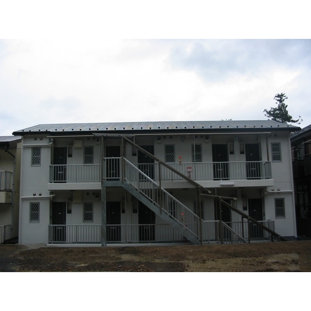 亀岡駅より徒歩48分 築19年8ヶ月 3階建の賃貸物件