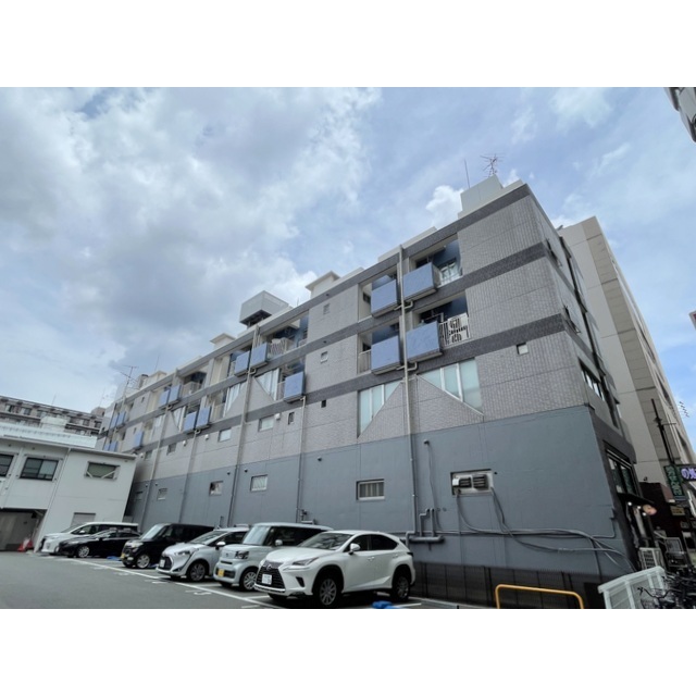 喜連瓜破駅より徒歩1分 築42年1ヶ月 4階建の賃貸物件