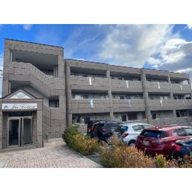 岡崎駅より徒歩10分 築13年3ヶ月 3階建の賃貸物件