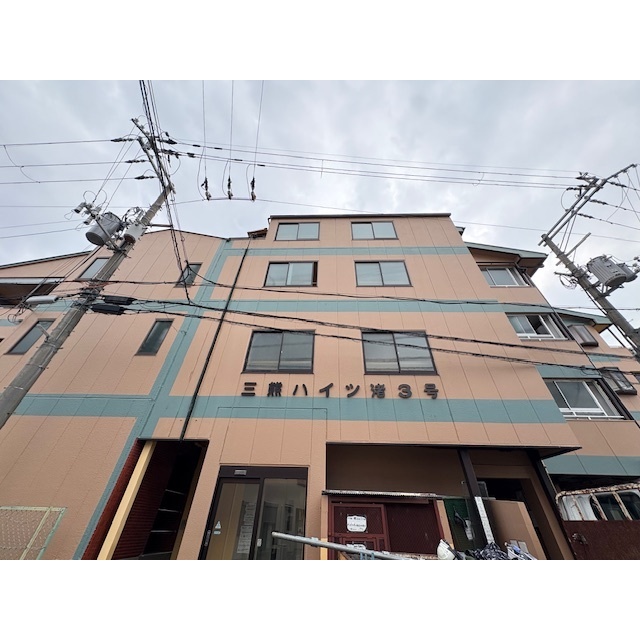 御殿山駅より徒歩7分 築33年7ヶ月 4階建の賃貸物件