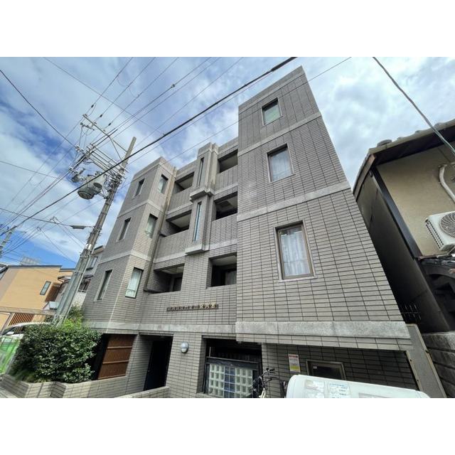二条城前駅より徒歩5分 築34年8ヶ月 4階建の賃貸物件