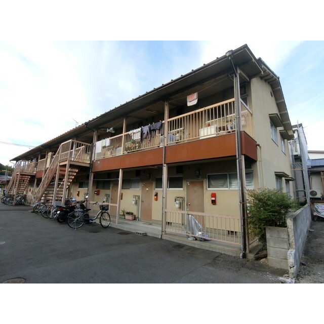 桂駅より徒歩15分 築50年8ヶ月 2階建の賃貸物件