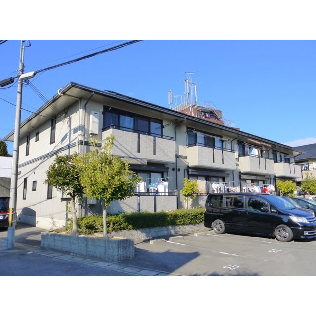 桂駅より徒歩20分 築30年10ヶ月 2階建の賃貸物件