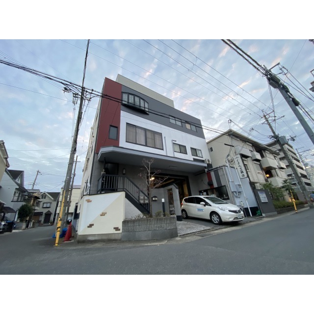 太秦天神川駅より徒歩5分 築25年1ヶ月 2階建の賃貸物件