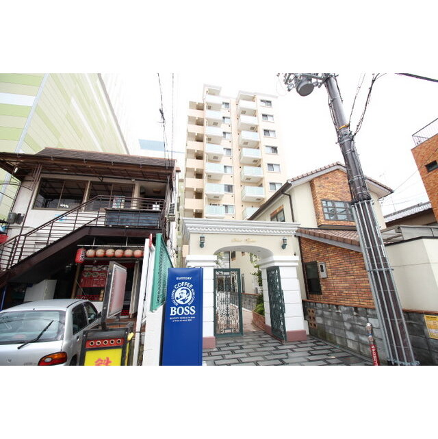 京都駅より徒歩7分 築13年7ヶ月 10階建の賃貸物件