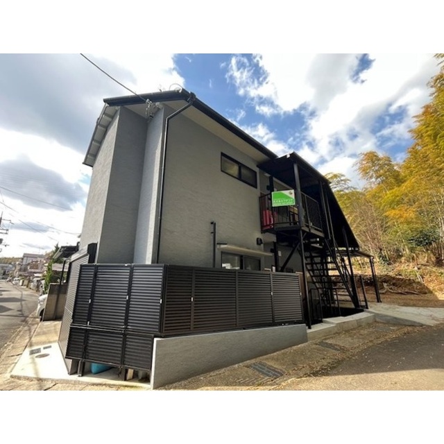 洛西口駅より徒歩15分 築51年2ヶ月 2階建の賃貸物件