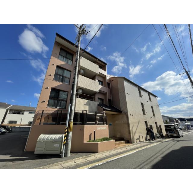 桂川駅より徒歩20分 築38年1ヶ月 4階建の賃貸物件