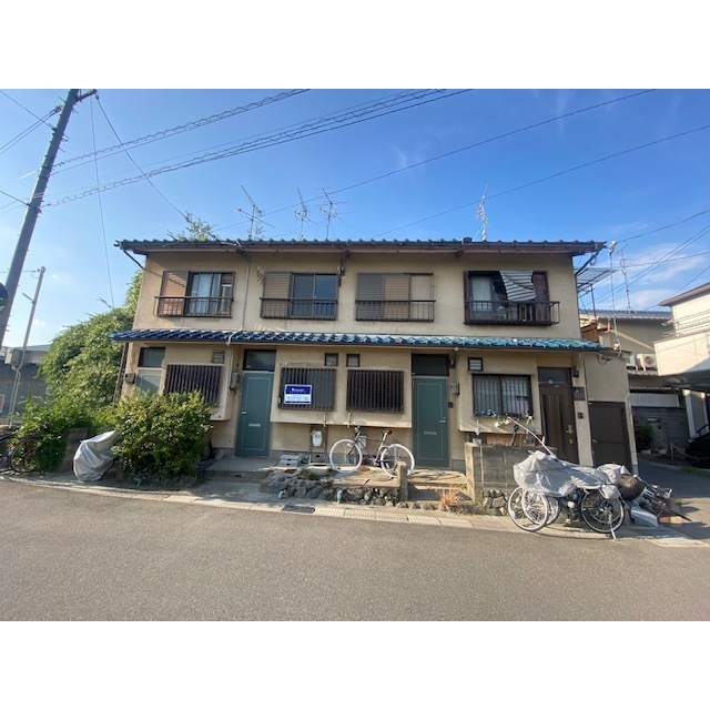 東向日駅より徒歩9分 築58年4ヶ月 2階建の賃貸物件