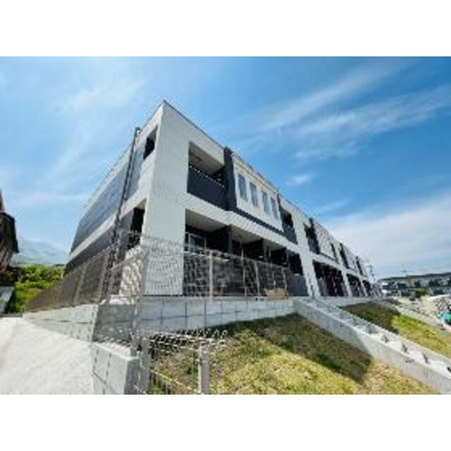  築2年6ヶ月 2階建の賃貸物件