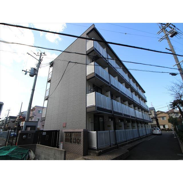 高槻市駅よりバス6分 徒歩6分 築17年1ヶ月 4階建の賃貸物件