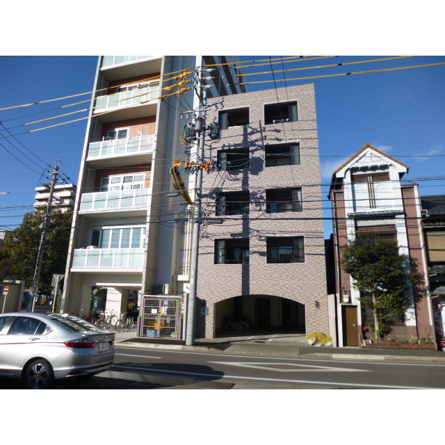 尾頭橋駅より徒歩4分 築26年11ヶ月 5階建の賃貸物件