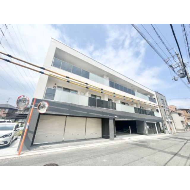 南摂津駅より徒歩18分 築2年5ヶ月 3階建の賃貸物件