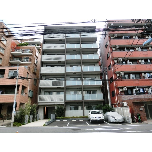 芦花公園駅より徒歩5分 築12年2ヶ月 7階建の賃貸物件